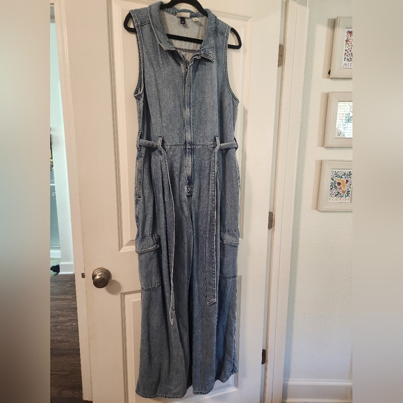 Universal Thread Pants - Universal Thread Sleeveless Denim Jumpsuit with Belt